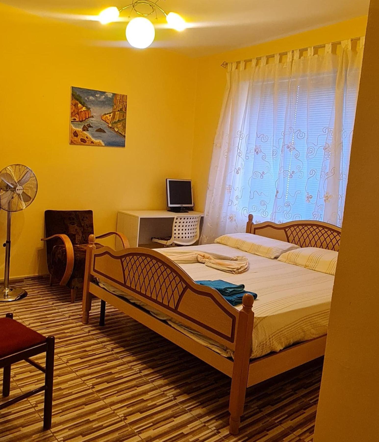Scodrinon Hostel Shkodër 外观 照片